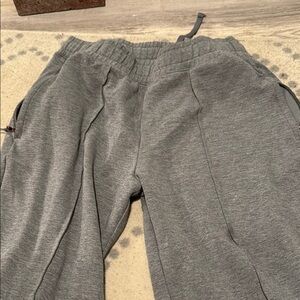 Old Navy Women’s Charcoal Joggers